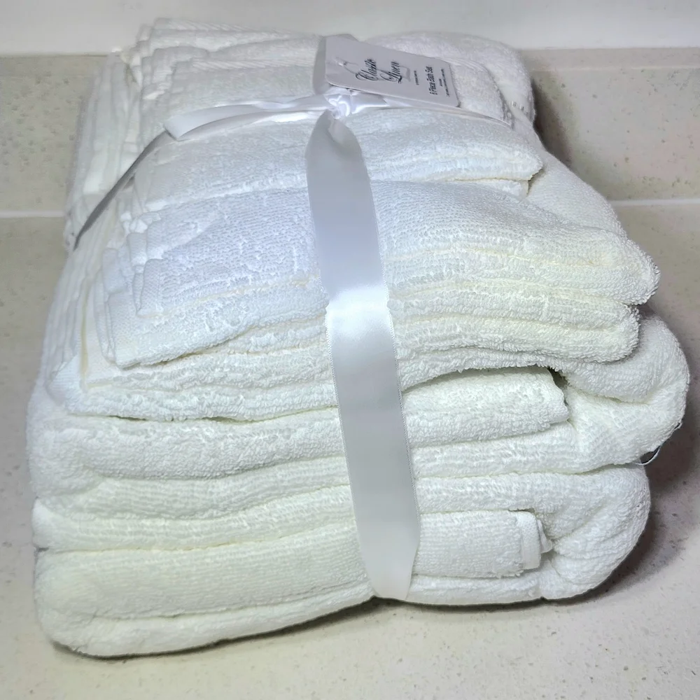 Luxury White 6 Pc Towel Set New With Tags